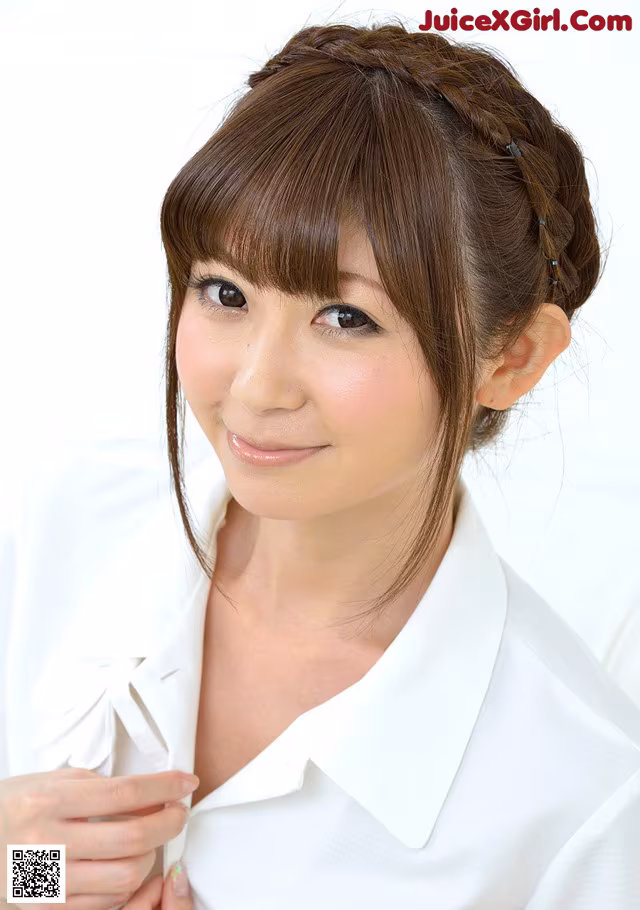 Airi Sasaki - Provocateur Sunny Twistys