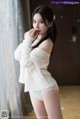 HuaYang 2018-06-15 Vol.053: Model Zhou Yuxi (周 于 希) (46 photos) P29 No.37e19b Image No. 35